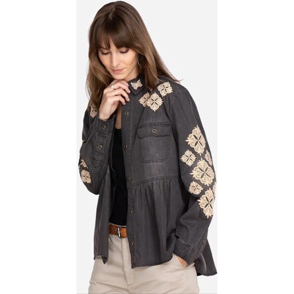 Johnny Was Nichelle Embroidered Black Denim Button-Down Blouse Shirt, Small - Picture 1 of 8